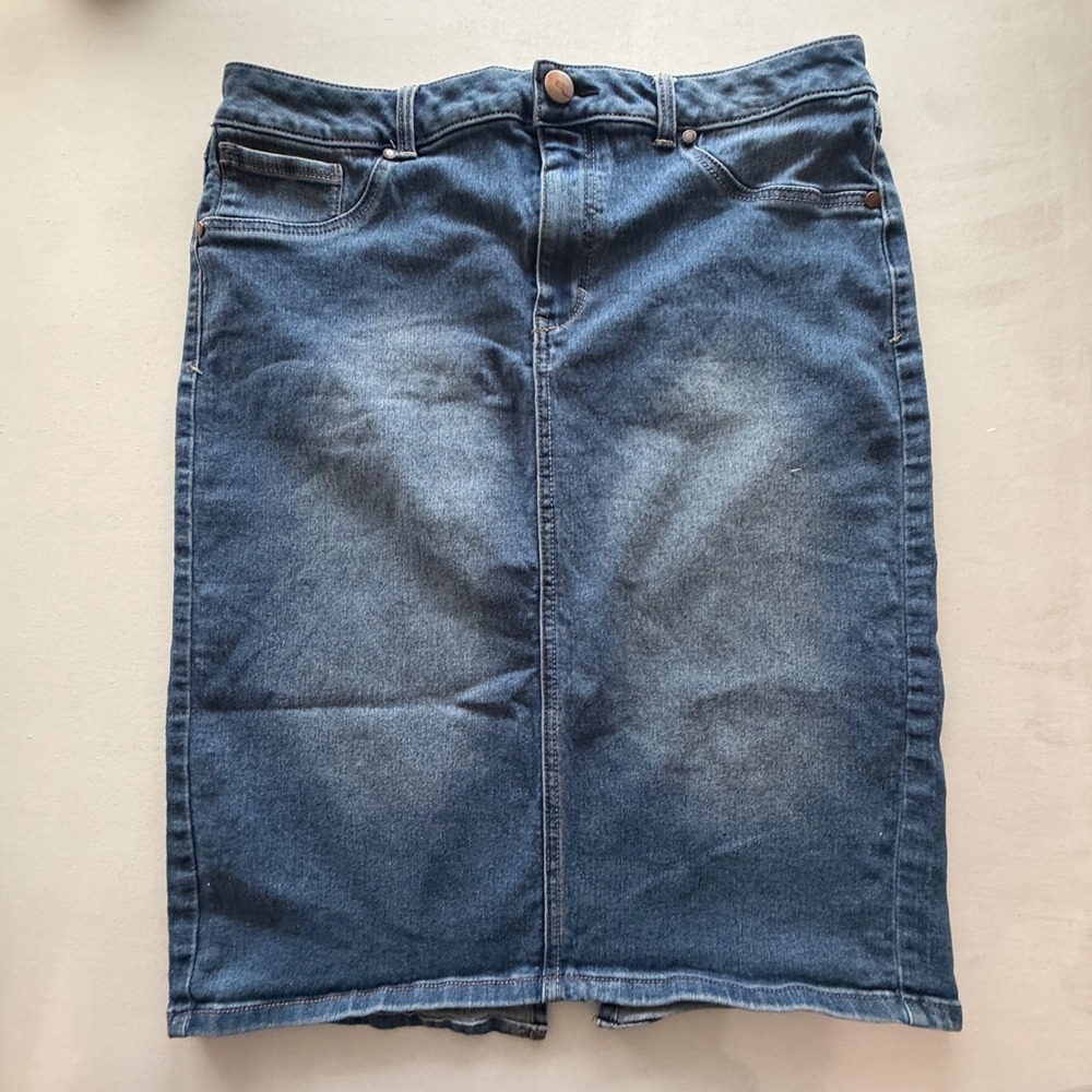 1822 Denim Womens 14 Medium Wash Blue Jean Pencil Skirt Knee Length Back Slit